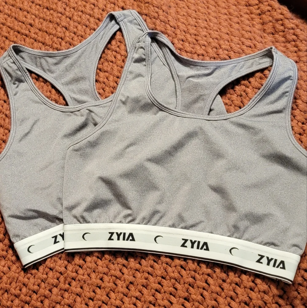 TWO Zyia Grey Sports bras - Picture 1 of 6